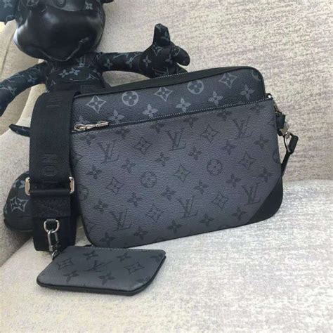 lv tasche männer|louis vuitton herrentasche herren.